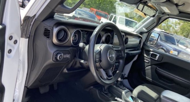 Selling My 2020 Jeep Wrangler Unlimited Sport S 4W